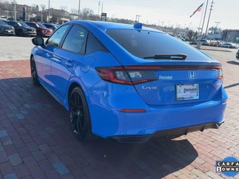 Certified 2025 Honda Civic Sport image 9