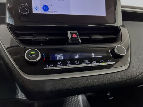 Used 2023 Toyota Corolla LE FWD image 15