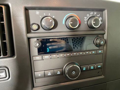 New 2025 Chevrolet Express 2500 w/ Driver Convenience Package image 31