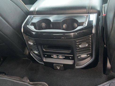 Used 2019 RAM 1500 Laramie image 28