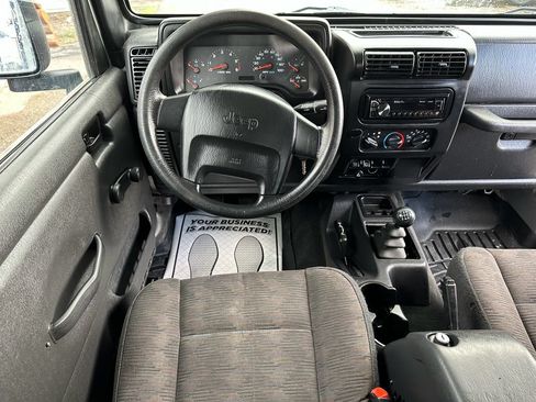 Used 2003 Jeep Wrangler X AWD/4WD image 11