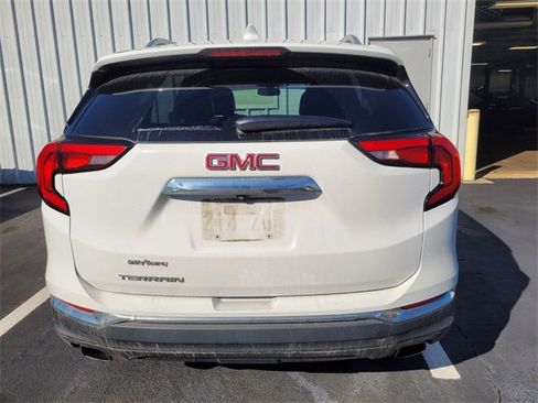 Used 2019 GMC Terrain SLT image 3