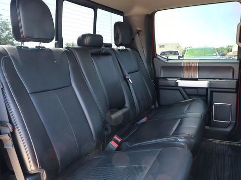 Used 2019 Ford F150 Lariat AWD/4WD image 31