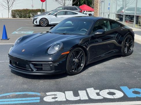 Used 2022 Porsche 911 Carrera 4 GTS AWD/4WD image 9