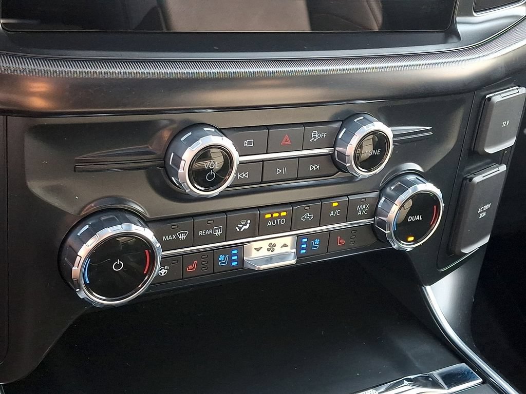 Used 2025 Ford F150 Raptor AWD/4WD image 16