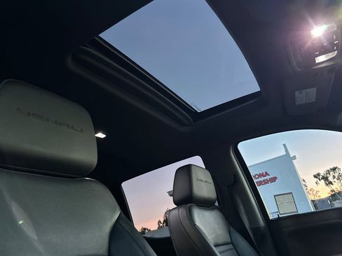 Used 2021 GMC Sierra 1500 Denali w/ Denali Ultimate Package image 15