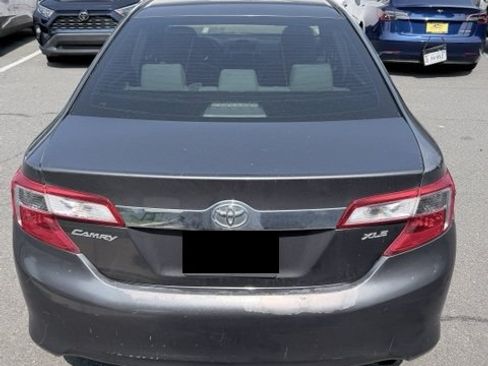Used 2013 Toyota Camry XLE FWD image 7