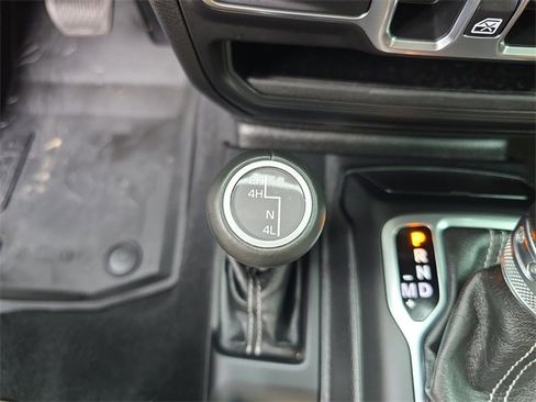 Certified 2020 Jeep Wrangler Unlimited Sahara image 21