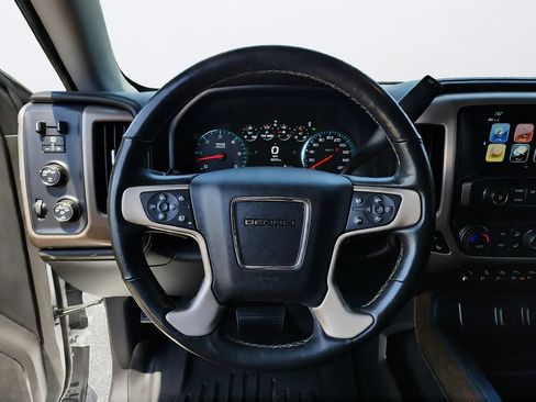 Used 2018 GMC Sierra 1500 Denali w/ Denali Ultimate Package AWD/4WD image 21