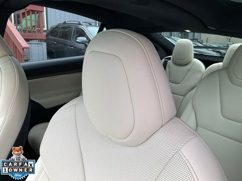 Used 2023 Tesla Model X AWD/4WD image 18