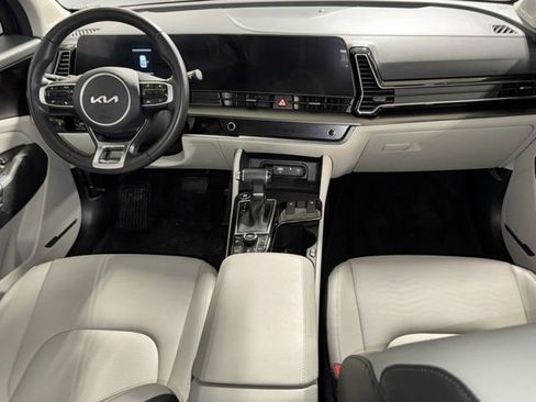 Used 2024 Kia Sportage EX image 13