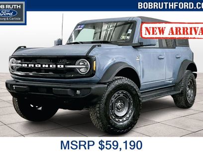 New 2025 Ford Bronco Outer Banks w/ Sasquatch Package
