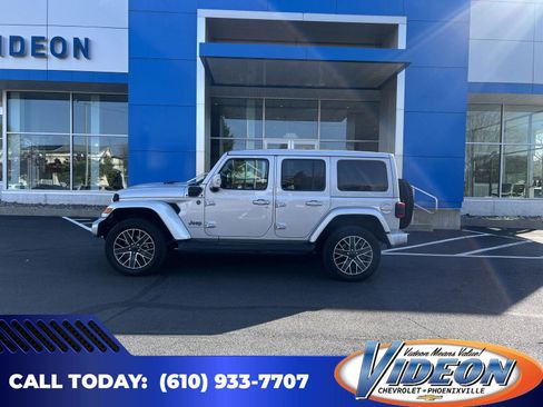 Used 2024 Jeep Wrangler High Altitude image 1