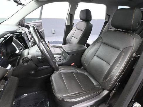 Used 2020 Chevrolet Traverse Premier w/ LPO, Midnight Edition image 26