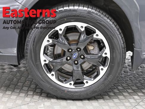 Used 2021 Subaru Crosstrek 2.0i Premium w/ Moonroof Package image 34