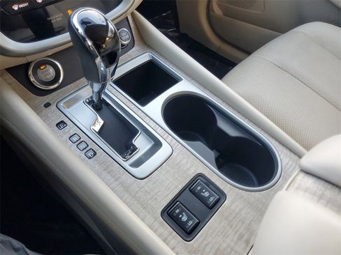 Used 2019 Nissan Murano SL image 26