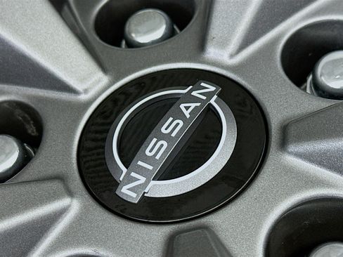 Used 2024 Nissan Altima 2.0 SR image 38