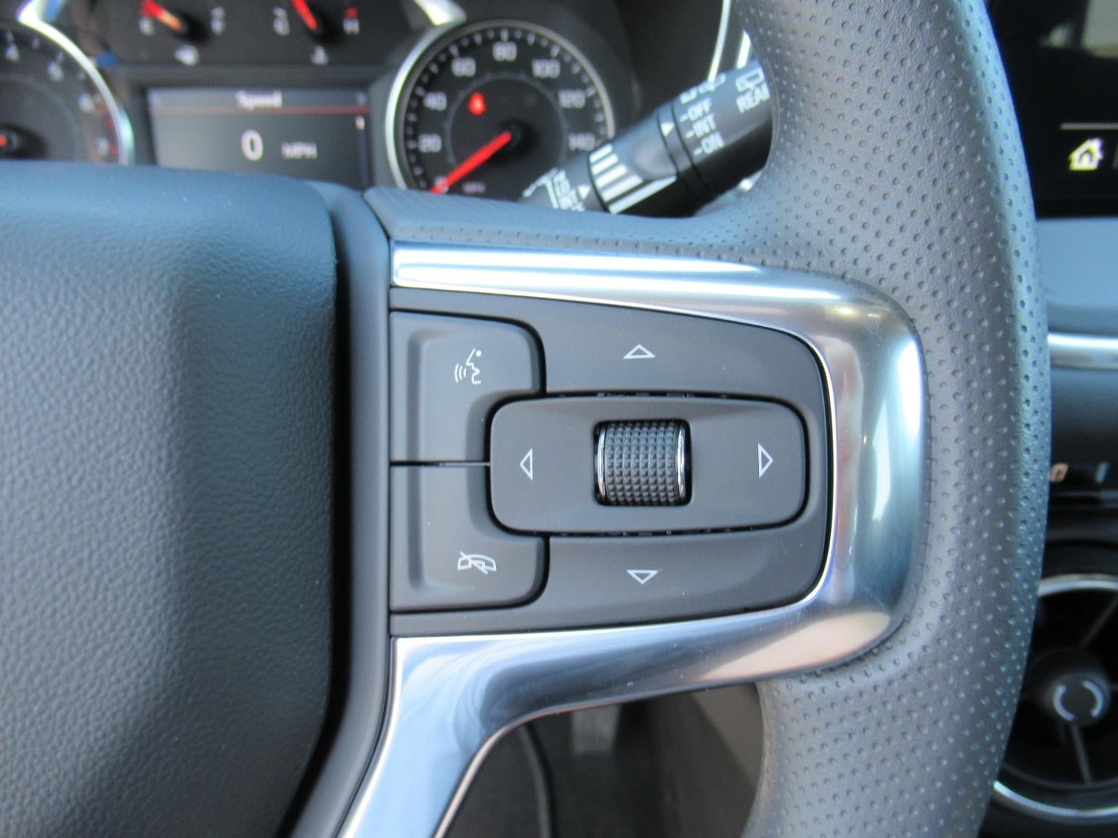 New 2026 Chevrolet Blazer LT w/ Convenience Package FWD image 24