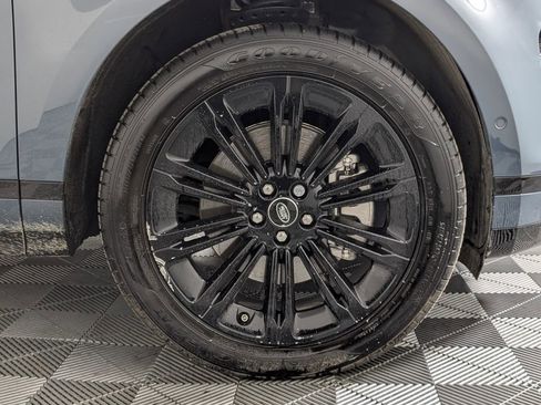 Used 2025 Land Rover Range Rover Evoque Dynamic SE image 14