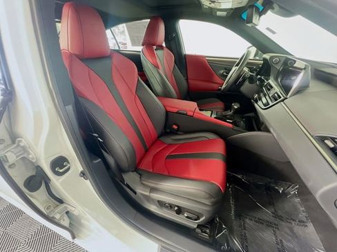 Used 2025 Lexus ES 300h F Sport w/ Accessory Package (Z2) FWD image 30