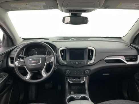 Used 2024 GMC Terrain SLE FWD image 15