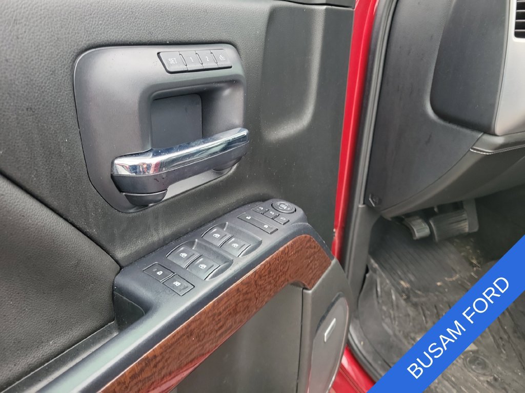 Used 2018 GMC Sierra 1500 SLT w/ SLT Premium Package AWD/4WD image 17