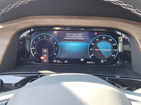 Certified 2025 Volkswagen Atlas SE FWD image 20