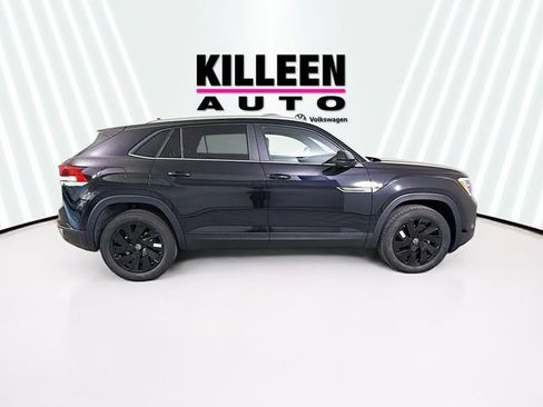 New 2026 Volkswagen Atlas Cross Sport SE FWD image 8
