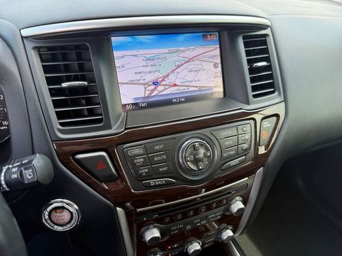 Used 2015 Nissan Pathfinder SL w/ SL Premium Package FWD image 20
