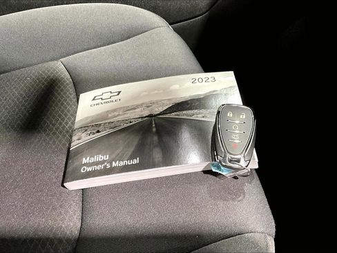 Used 2023 Chevrolet Malibu LT image 12