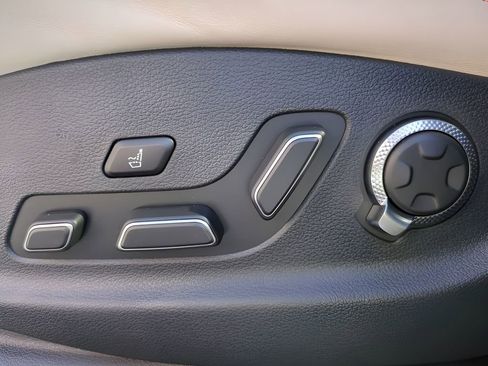 New 2026 Genesis GV70 3.5T Sport Prestige AWD/4WD image 17