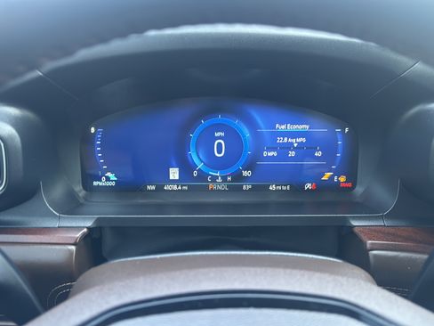 Used 2024 Ford Explorer King Ranch w/ Technology Package AWD/4WD image 19