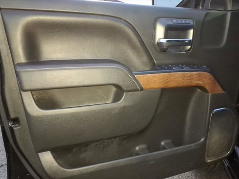 Used 2017 Chevrolet Silverado 1500 LTZ image 25