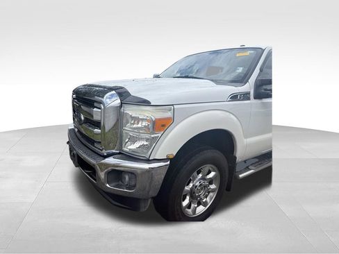 Used 2016 Ford F250 Lariat w/ Lariat Ultimate Package AWD/4WD image 6