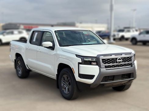New 2026 Nissan Frontier SV RWD image 4