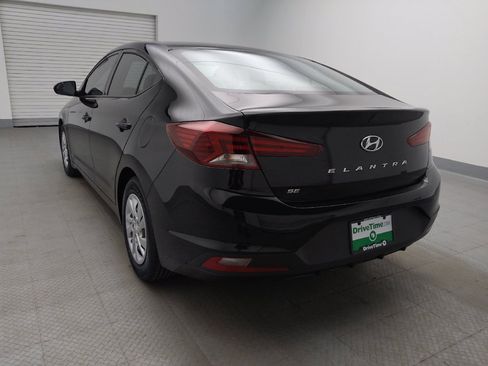 Used 2020 Hyundai Elantra SE FWD image 6