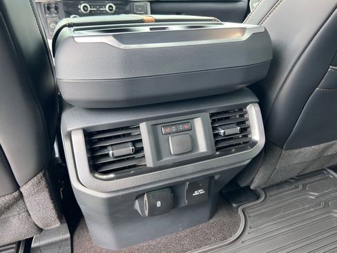 Used 2022 Ford F150 Platinum w/ Equipment Group 701A High AWD/4WD image 23