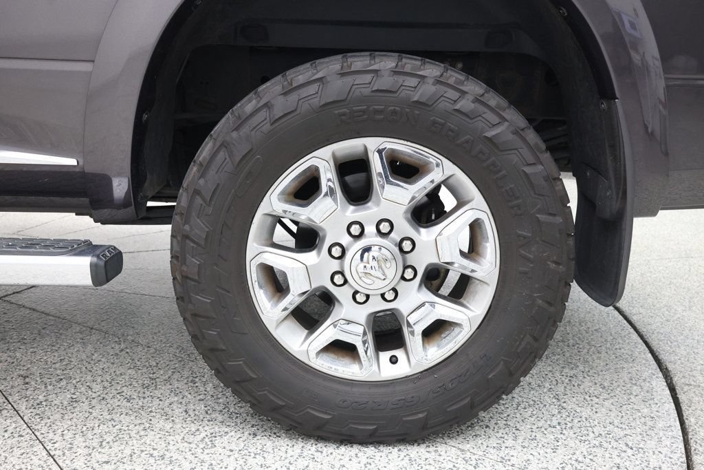 Used 2018 RAM 3500 Limited AWD/4WD image 7