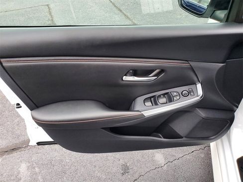 Certified 2024 Nissan Sentra SR image 15