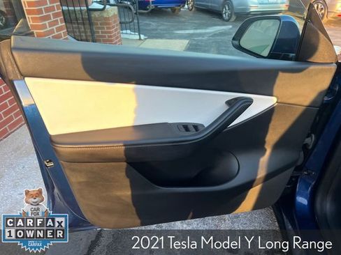 Used 2021 Tesla Model Y Long Range image 15