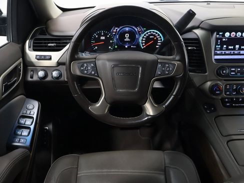 Used 2019 GMC Yukon Denali w/ Denali Ultimate Package image 16