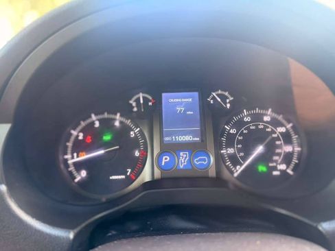 Used 2015 Lexus GX 460 w/ Navigation Package AWD/4WD image 18