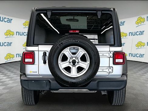 Used 2023 Jeep Wrangler Sport AWD/4WD image 5