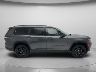Used 2023 Jeep Grand Cherokee L Laredo AWD/4WD video 2