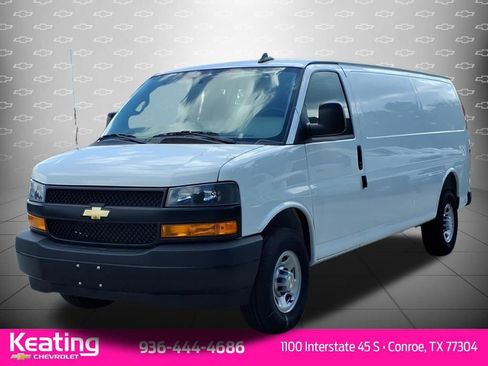 New 2025 Chevrolet Express 3500 Extended w/ Driver Convenience Package RWD image 8