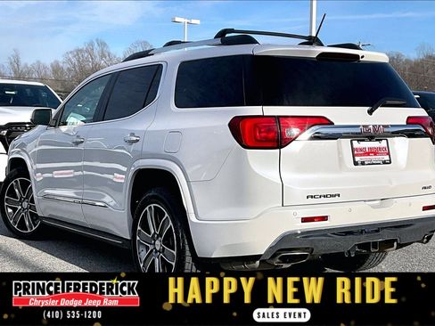 Used 2019 GMC Acadia Denali w/ Technology Package image 9