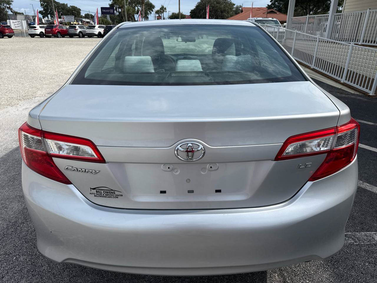 Used 2013 Toyota Camry LE FWD image 4