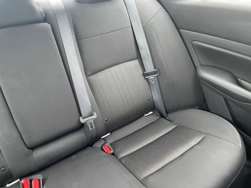 Used 2025 Nissan Altima 2.5 SV image 37