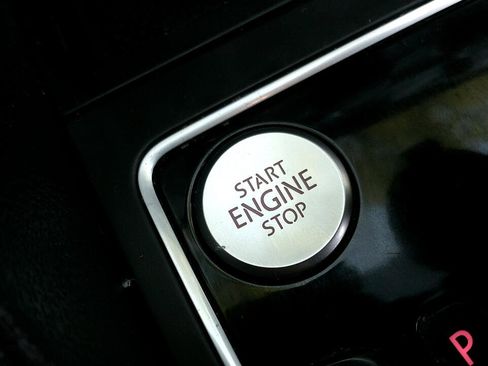 Used 2015 Volkswagen Passat 1.8T Limited Edition image 22