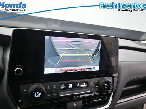 Used 2024 Toyota Grand Highlander FWD image 18